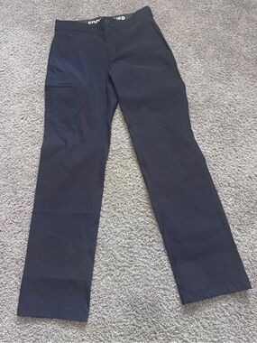 NWOT-Eddie Bauer Men's Rainer Trouser Navy Cargo Pants-32x34